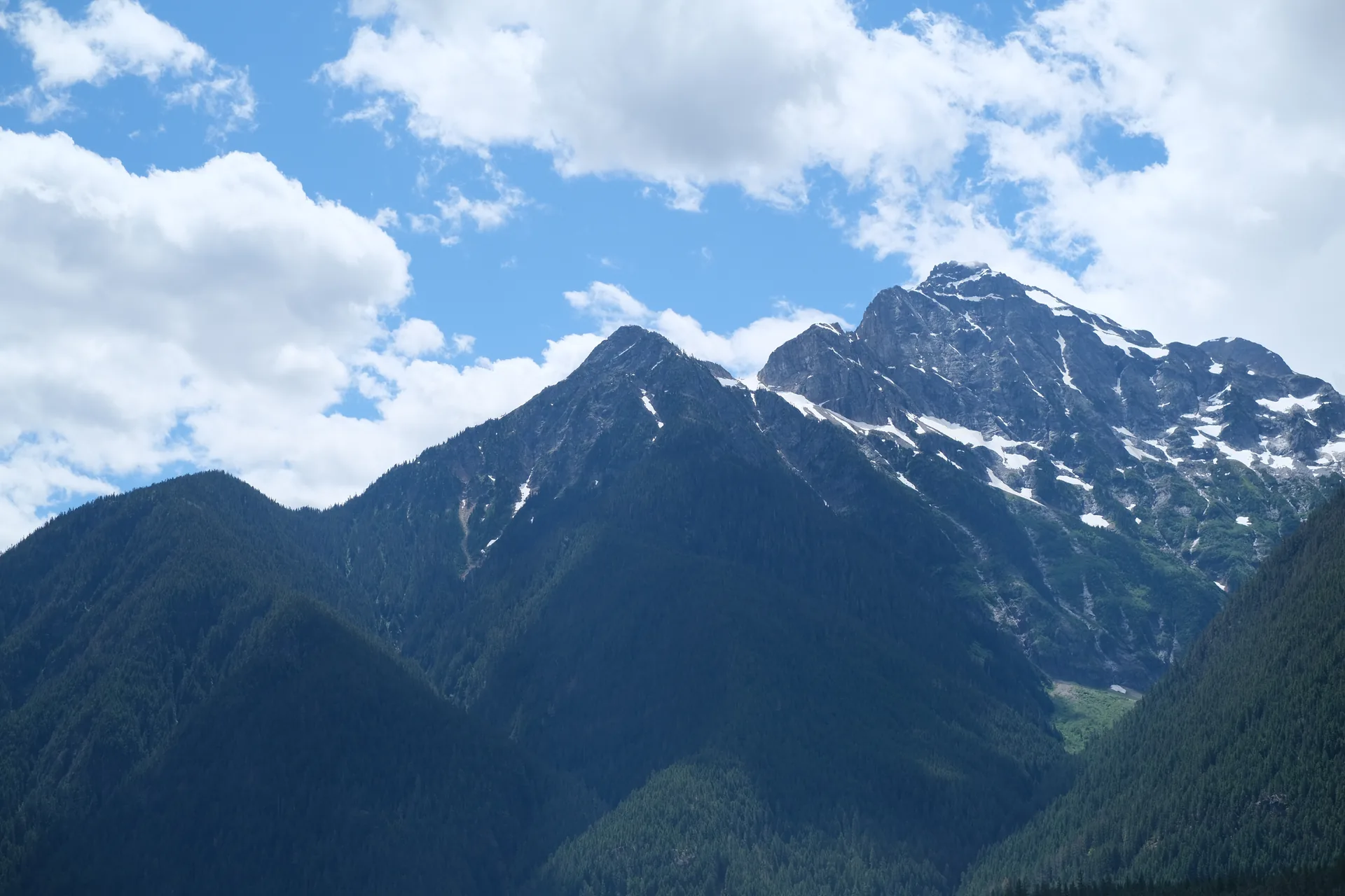 XSB79455-1920.webp